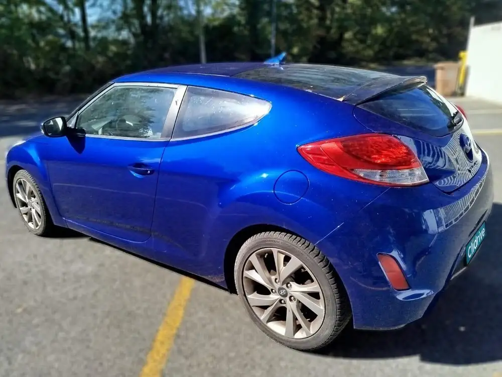 HYUNDAI veloster