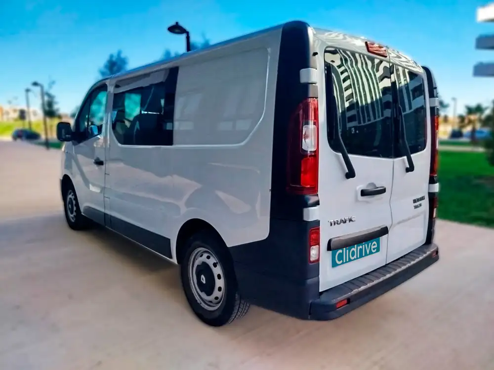 RENAULT trafic