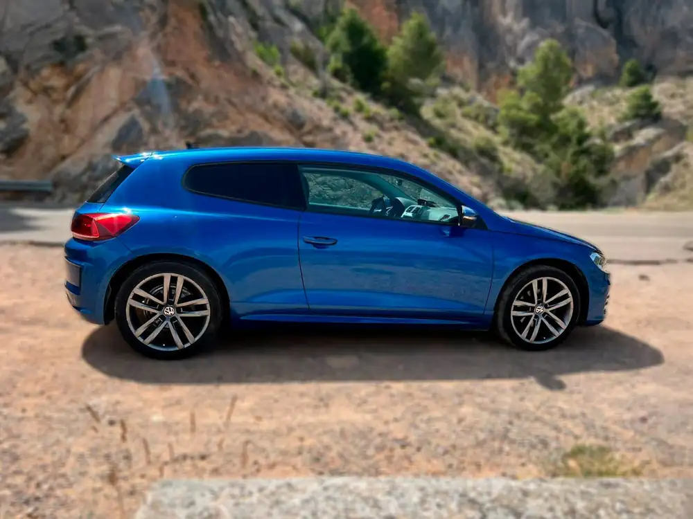 VOLKSWAGEN scirocco