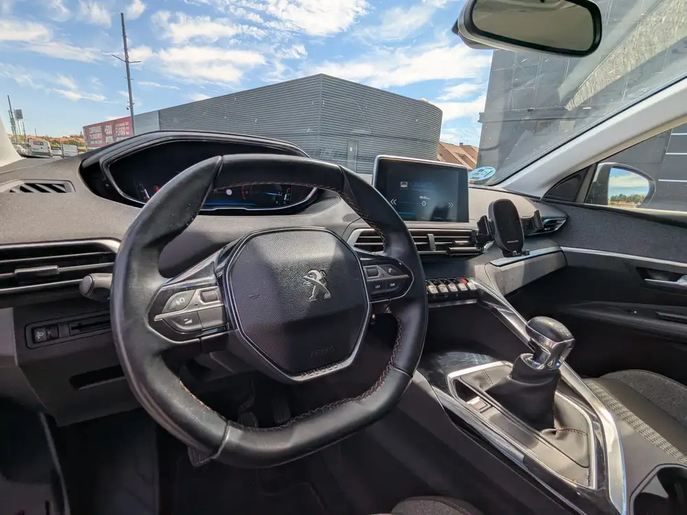 PEUGEOT 3008 - Foto 10 | Clidrive