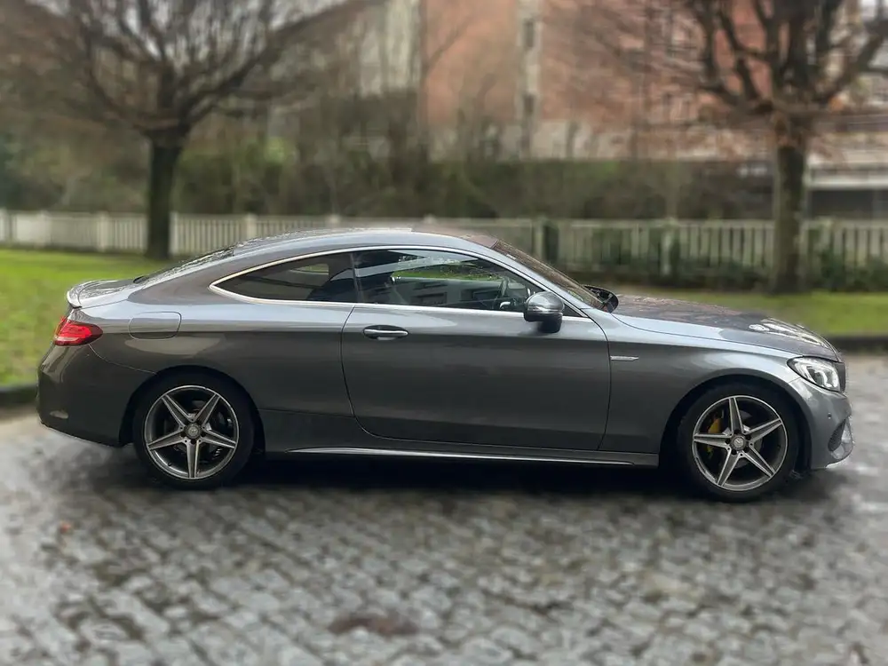 MERCEDES clase c