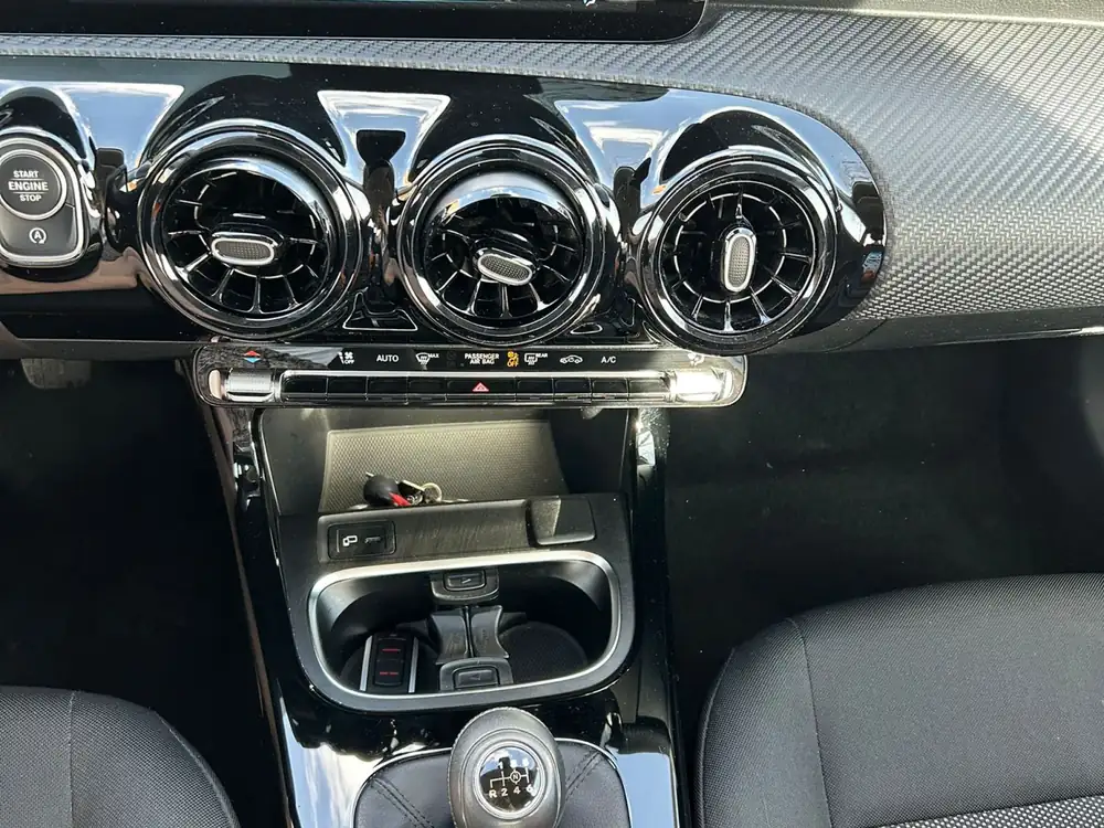 MERCEDES clase a