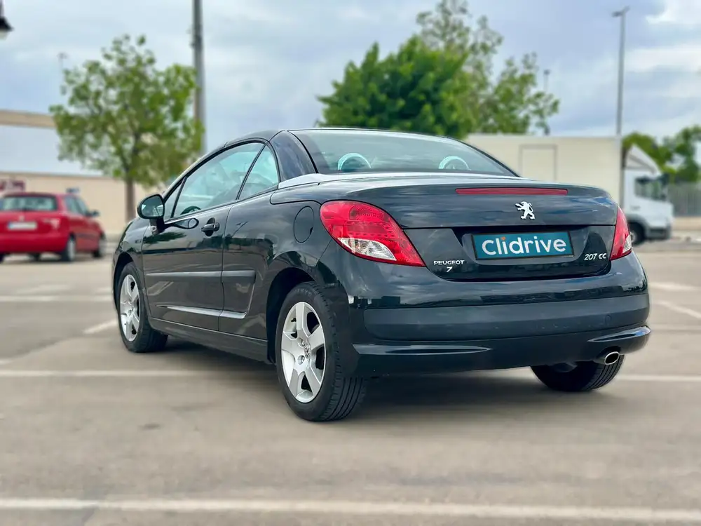 PEUGEOT 207
