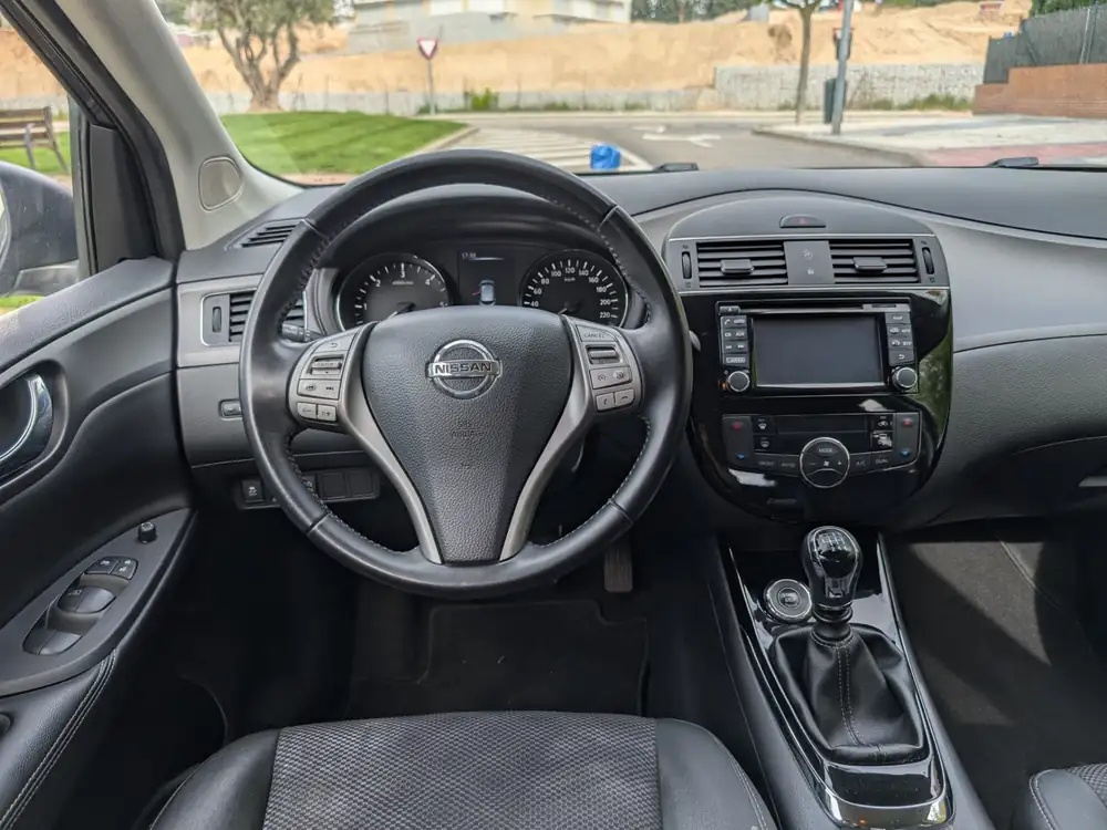 NISSAN pulsar