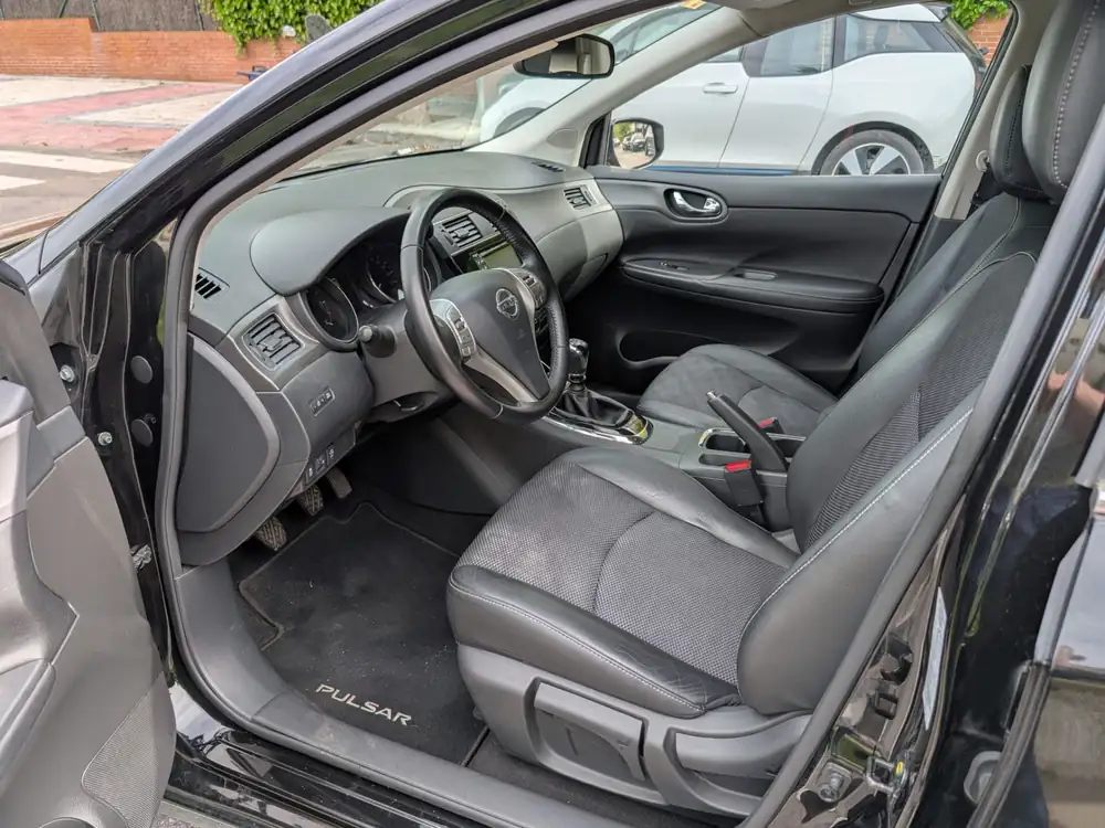 NISSAN pulsar