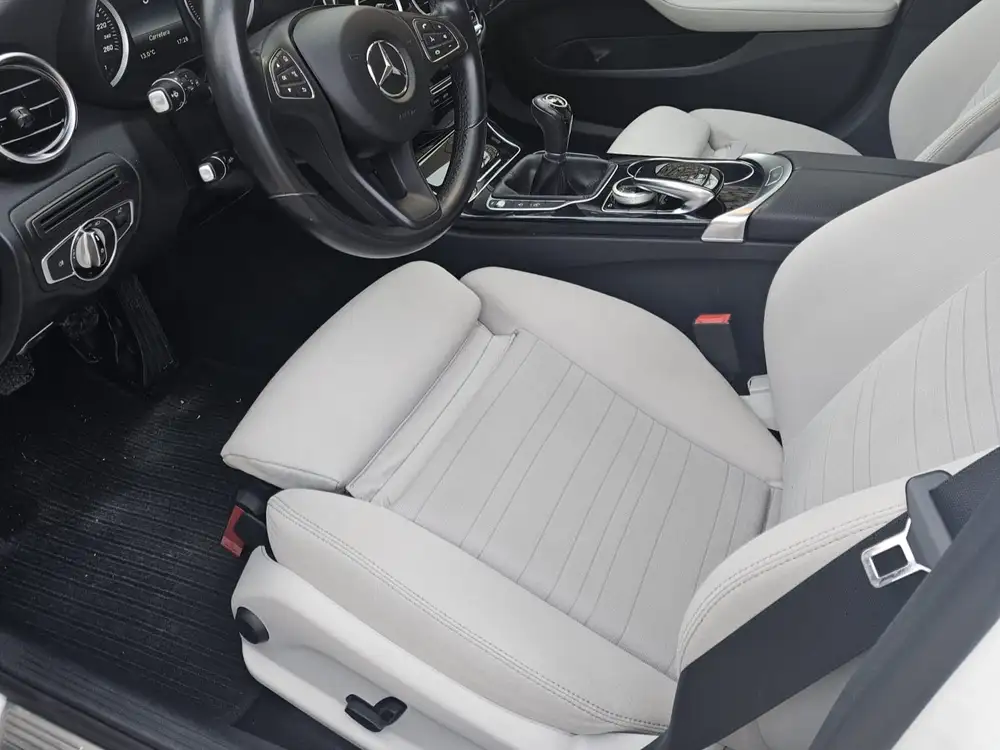 MERCEDES clase c
