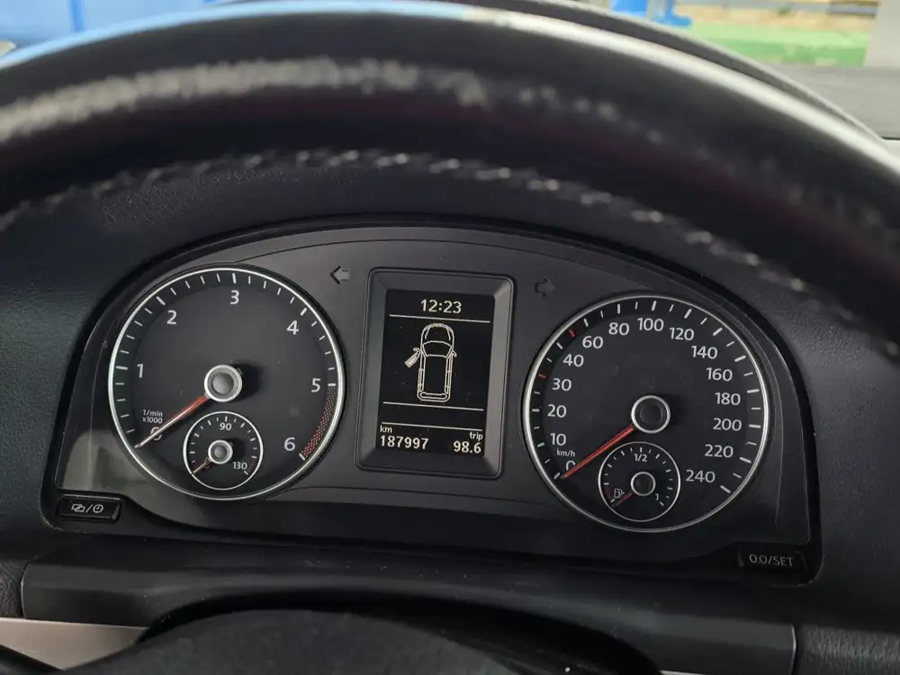 VOLKSWAGEN touran - Foto 8 | Clidrive