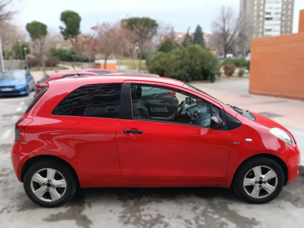 TOYOTA yaris - Foto 2 | Clidrive