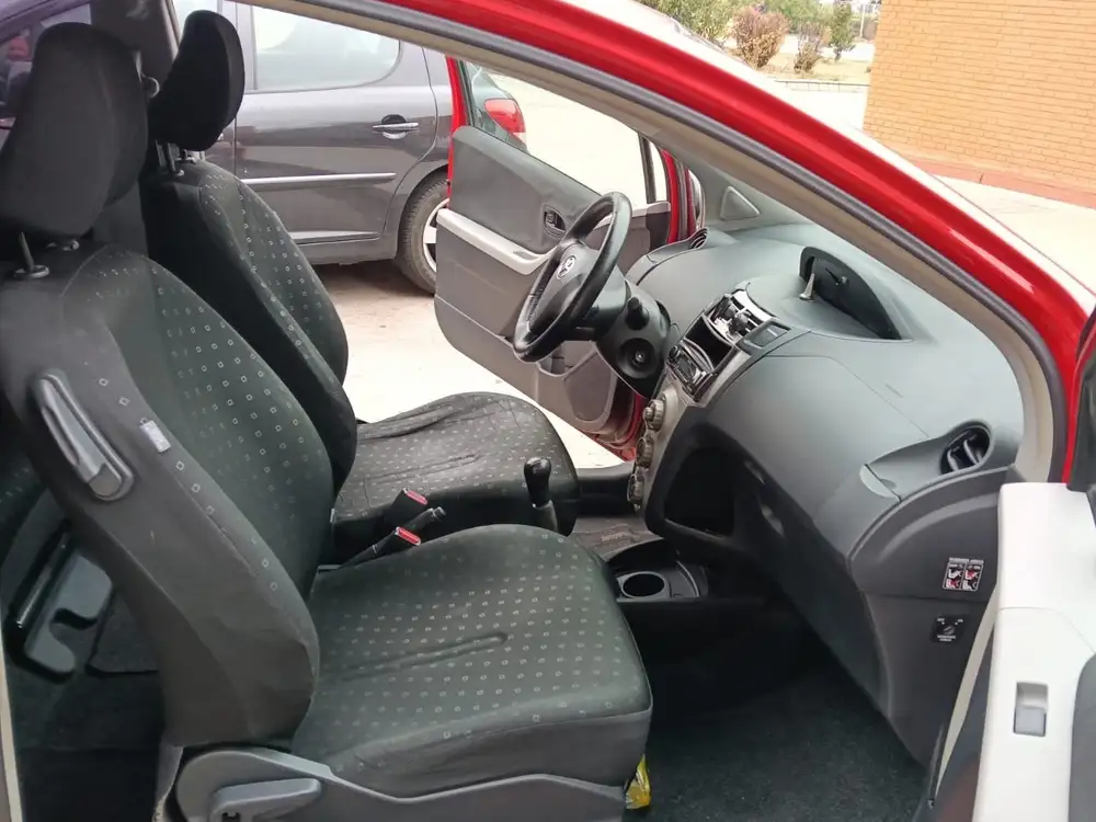 TOYOTA yaris - Foto 7 | Clidrive