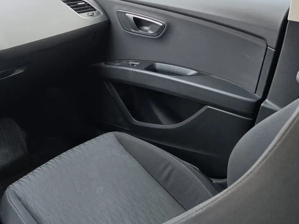 SEAT león