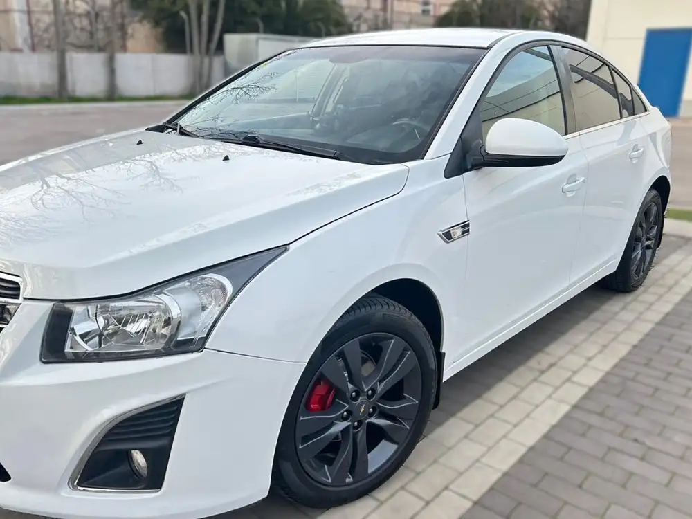 CHEVROLET cruze