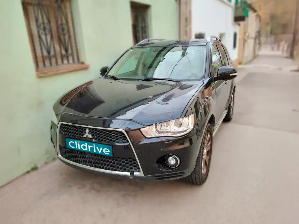 MITSUBISHI outlander