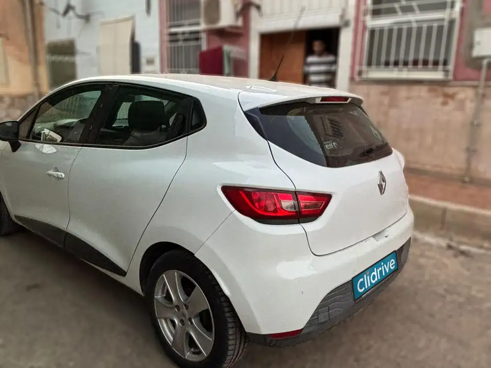 RENAULT clio