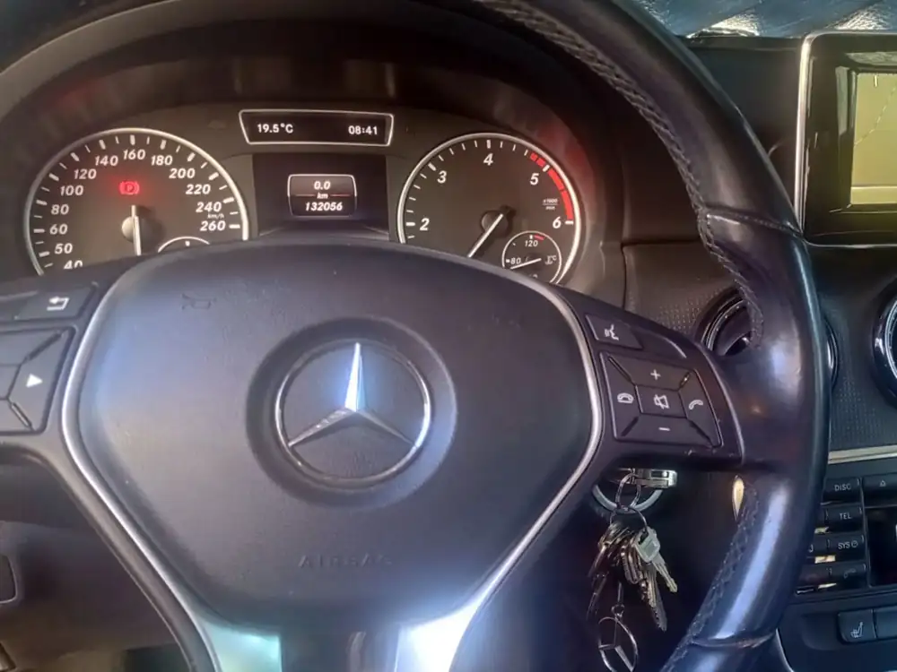 MERCEDES clase a