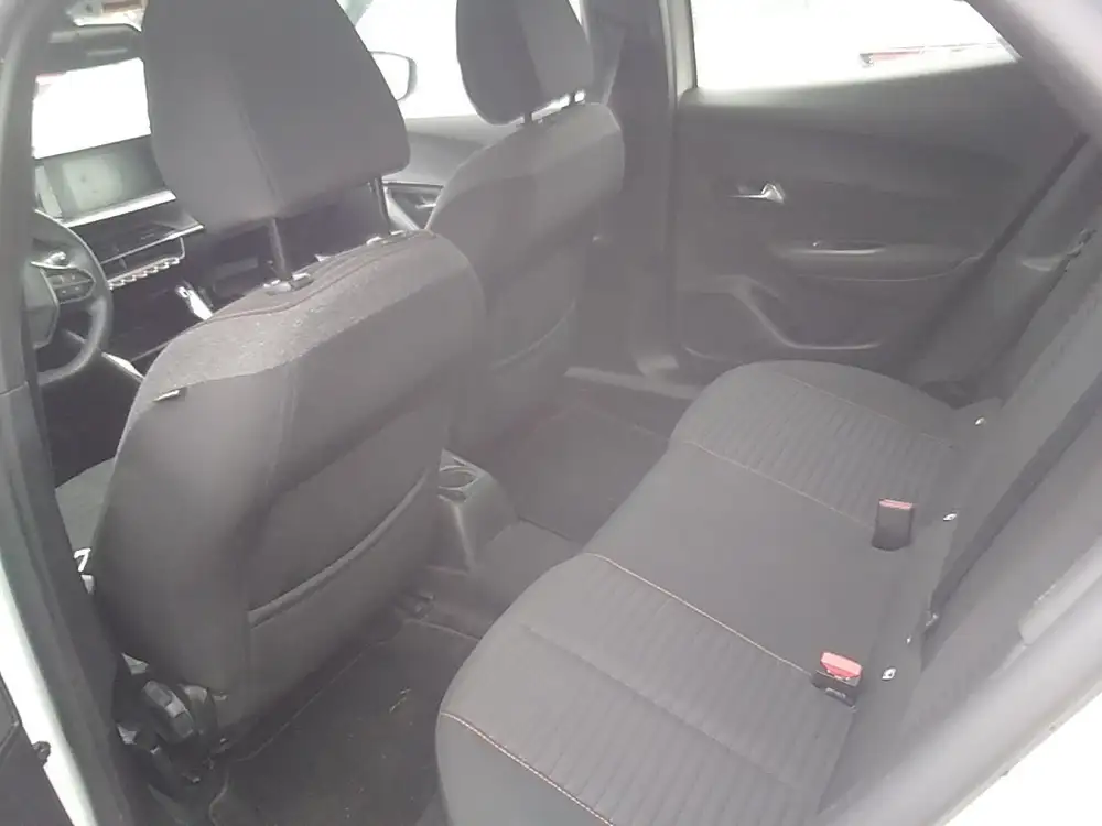 PEUGEOT 2008 - Foto 13 | Clidrive