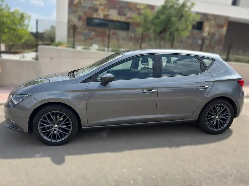 SEAT leon