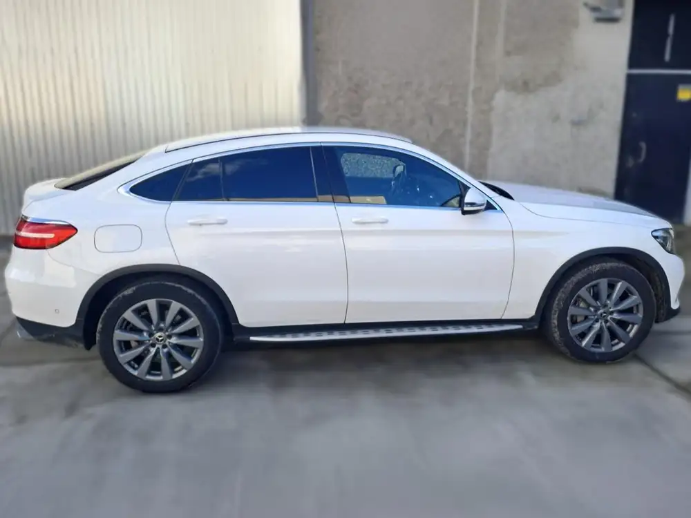 MERCEDES glc coupé