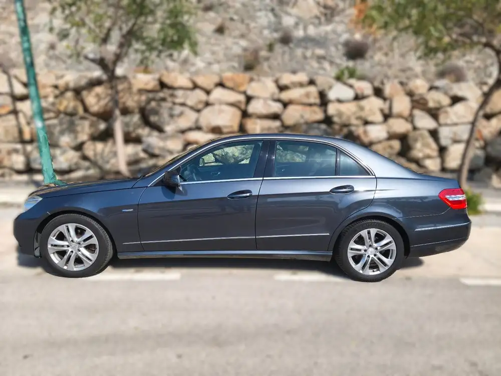 MERCEDES clase e - Foto 7 | Clidrive