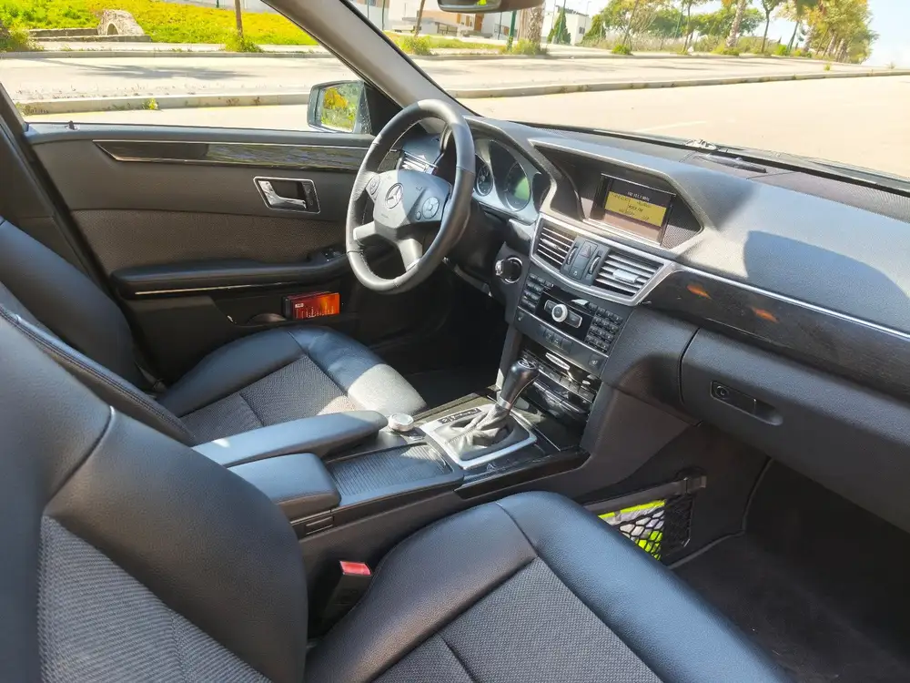 MERCEDES clase e - Foto 9 | Clidrive