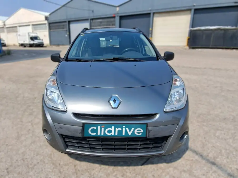 RENAULT clio