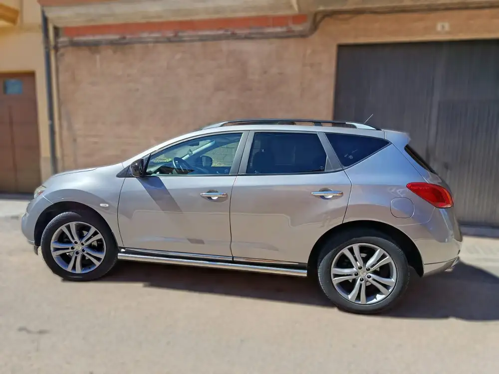 NISSAN murano