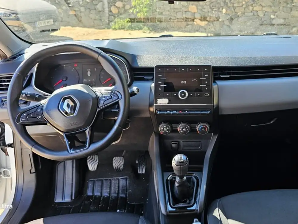 RENAULT clio