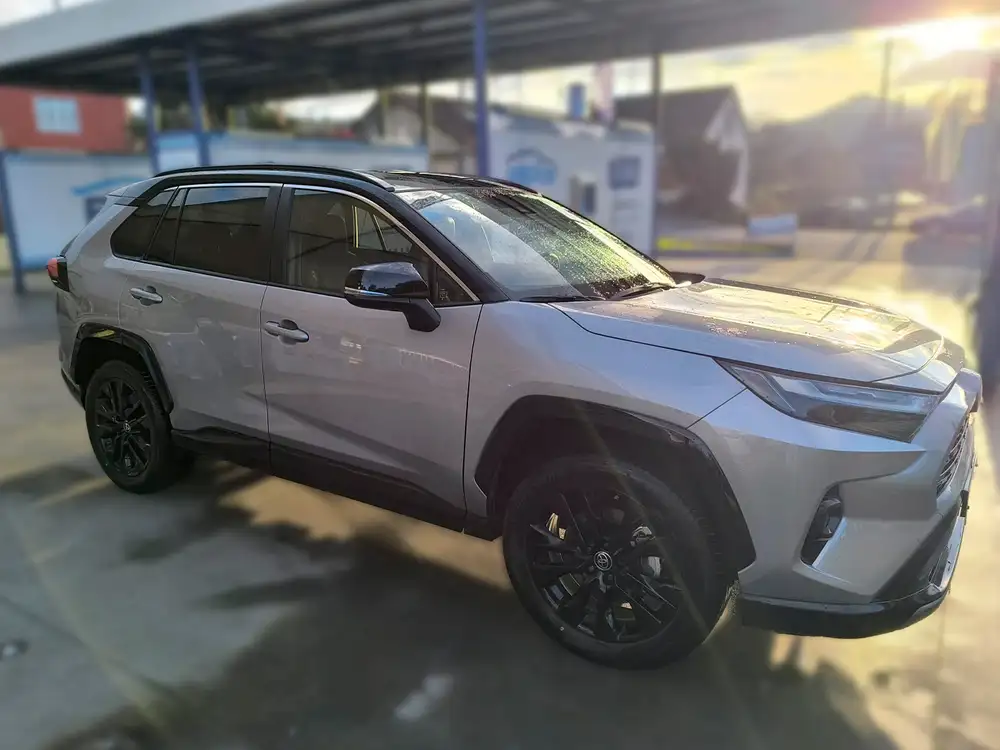 TOYOTA rav4