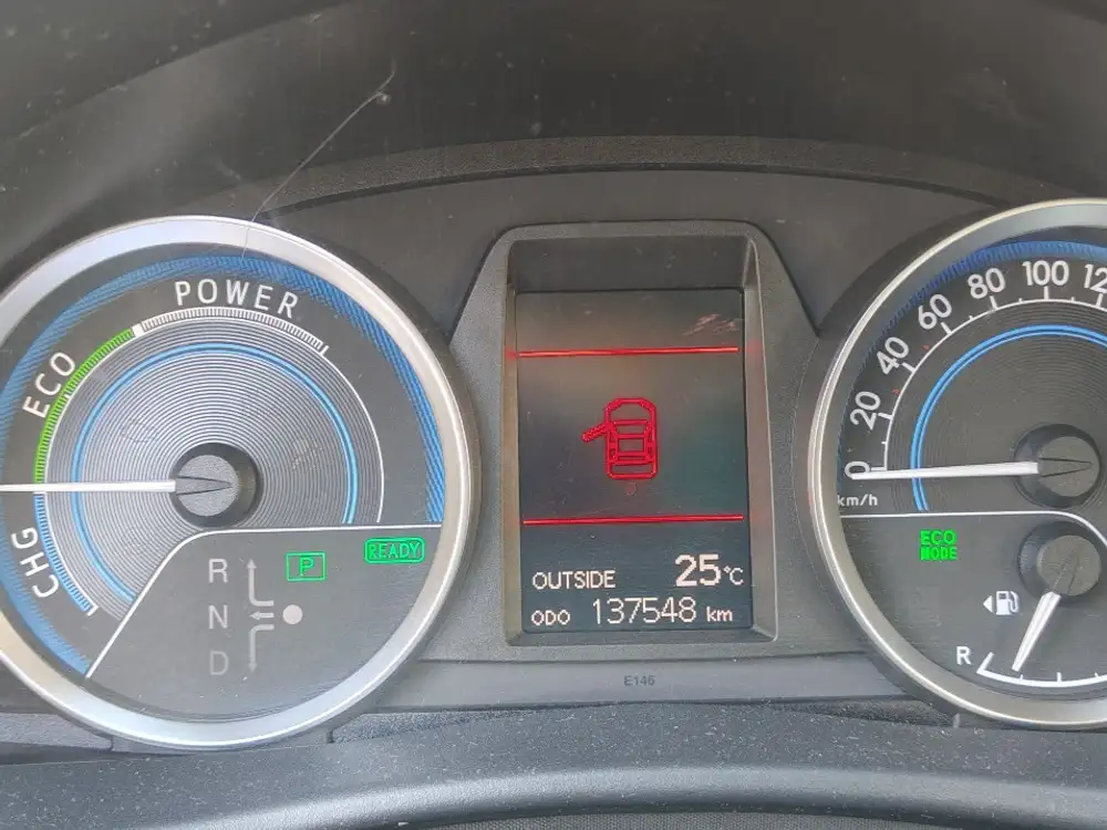 TOYOTA auris