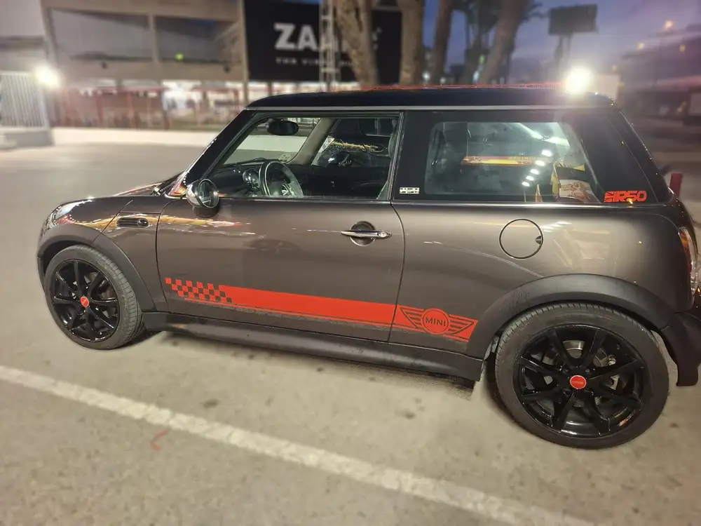 MINI mini