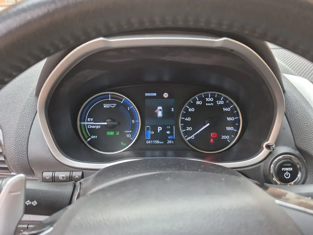 MITSUBISHI eclipse cross