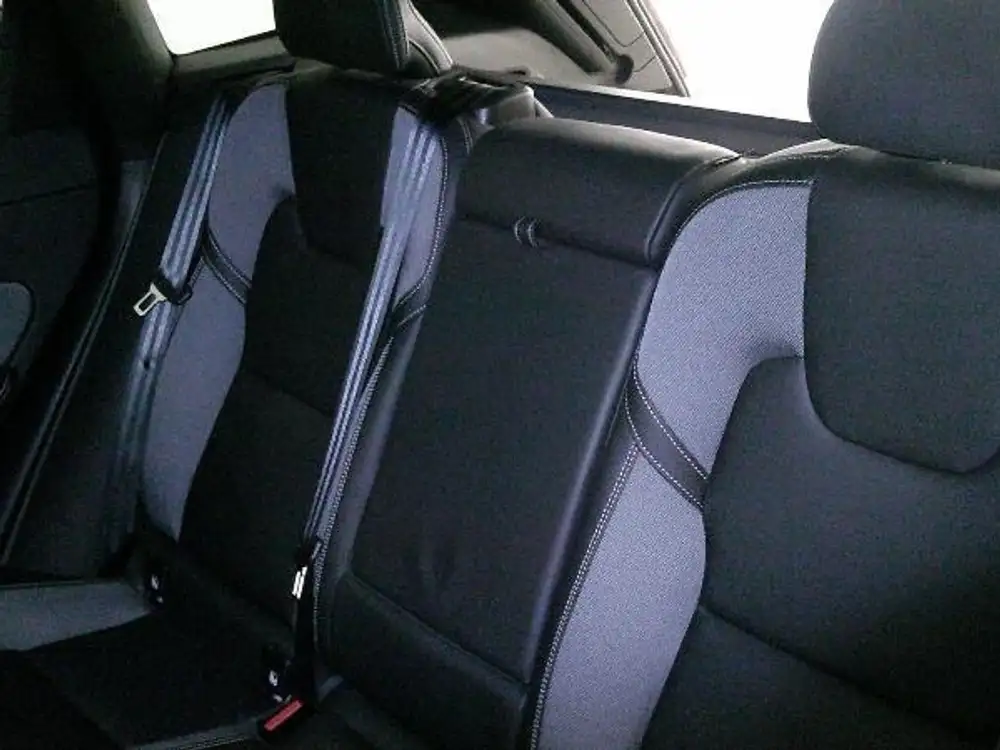 VOLVO xc60 - Foto 8 | Clidrive