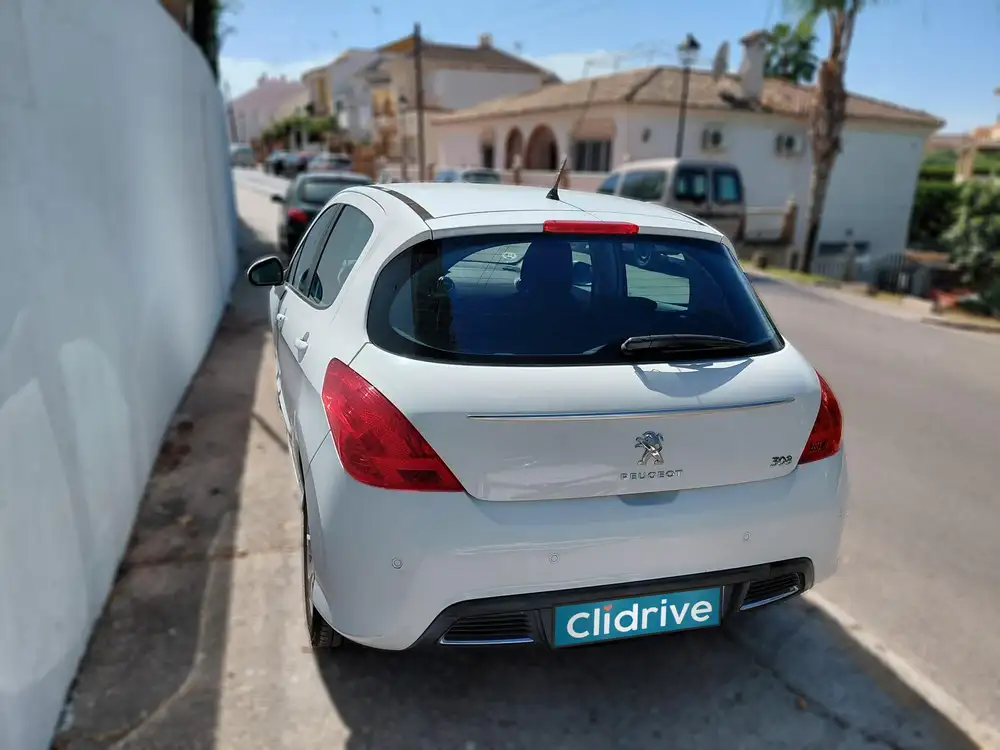 PEUGEOT 308