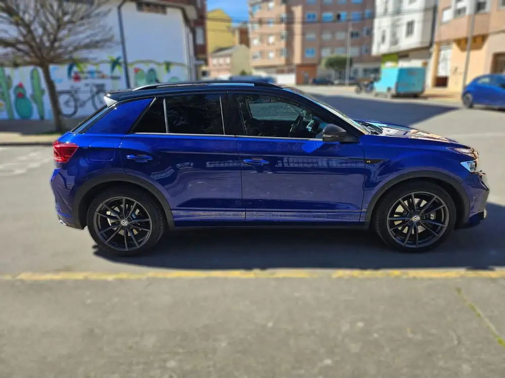 VOLKSWAGEN t-roc