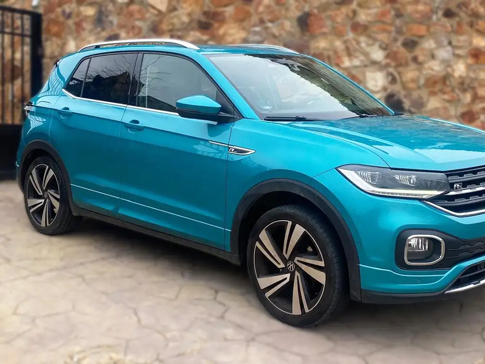 VOLKSWAGEN t-cross