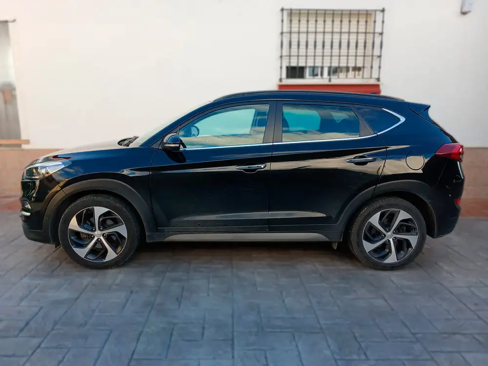 HYUNDAI tucson