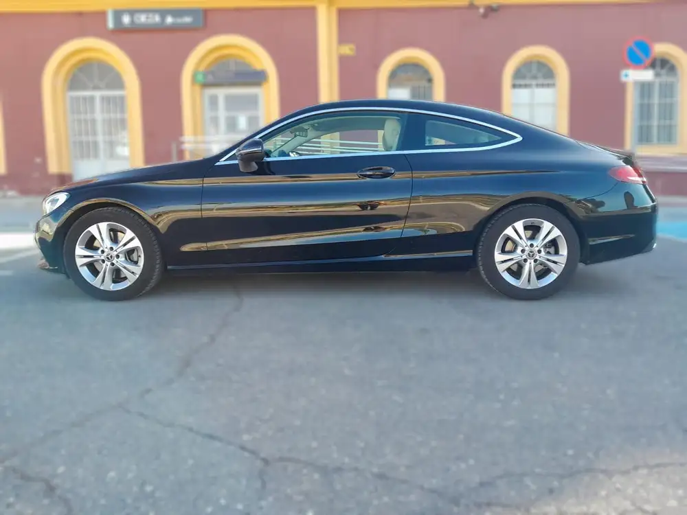 MERCEDES clase c