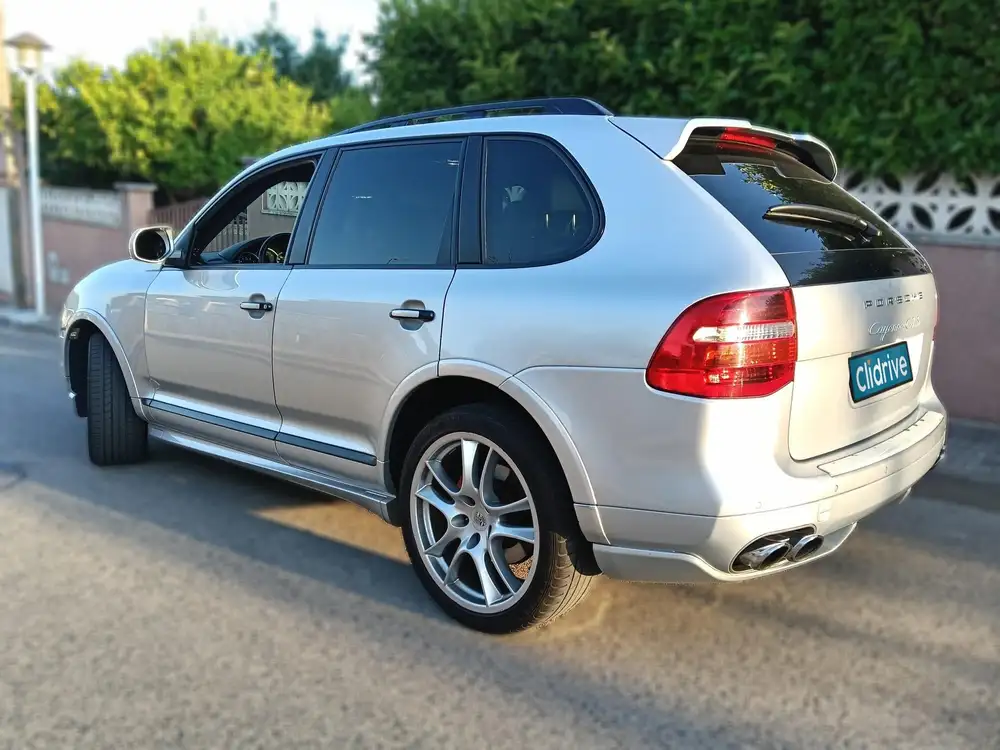 PORSCHE cayenne