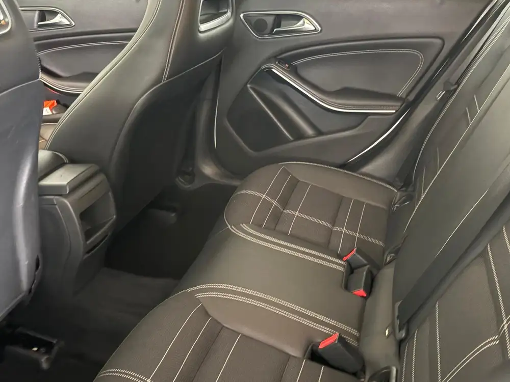 MERCEDES clase a - Foto 7 | Clidrive