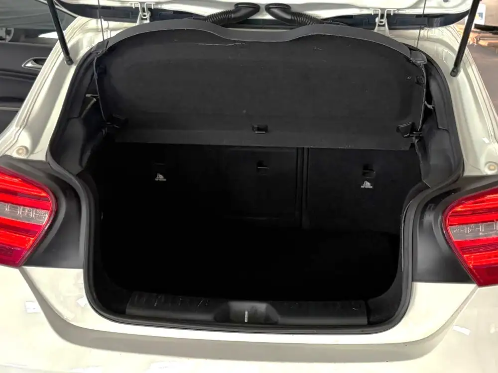 MERCEDES clase a - Foto 8 | Clidrive