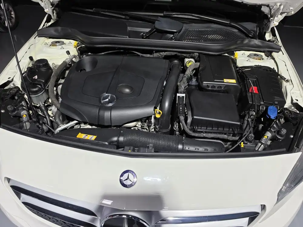 MERCEDES clase a - Foto 9 | Clidrive