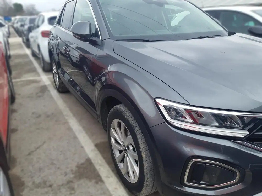 VOLKSWAGEN t-roc