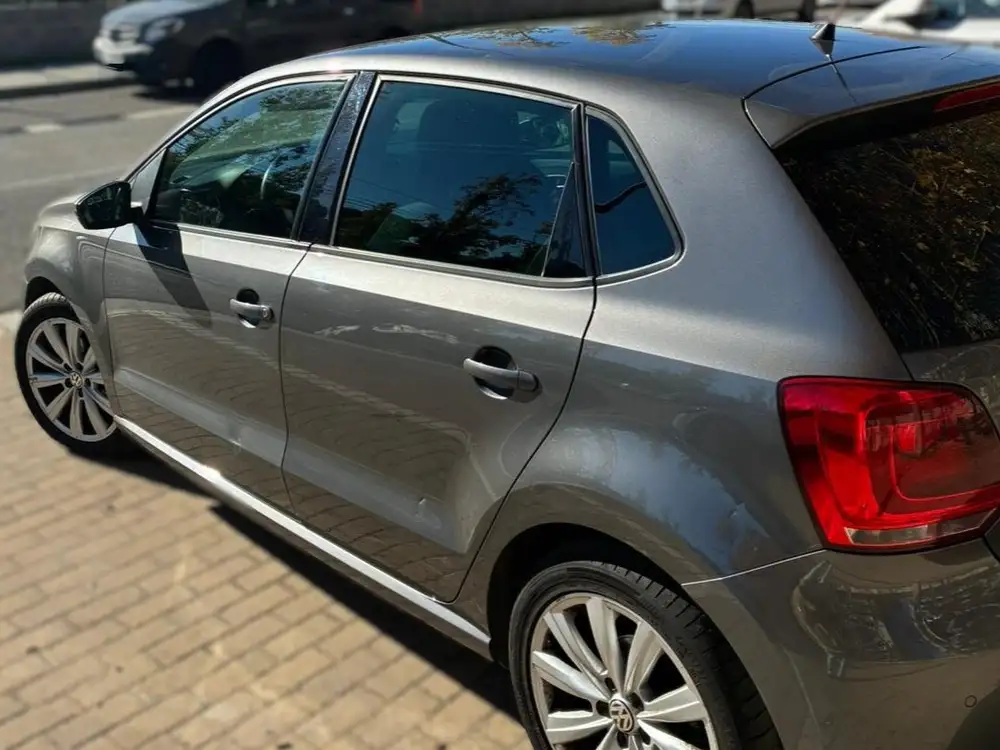 VOLKSWAGEN polo - Foto 5 | Clidrive