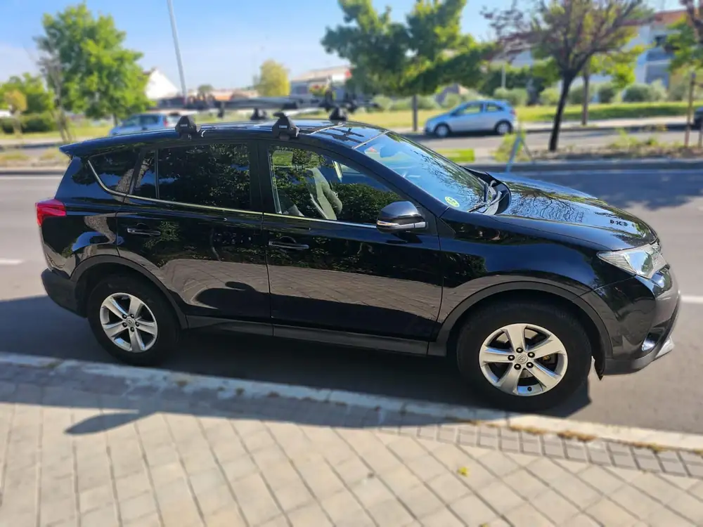 TOYOTA rav4