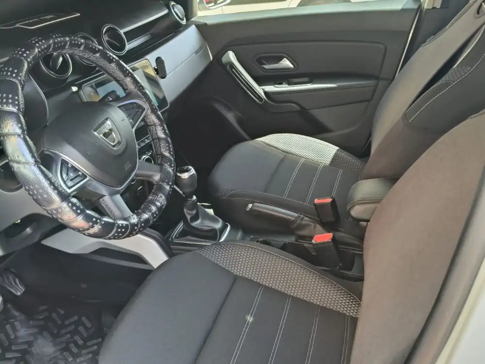 DACIA duster