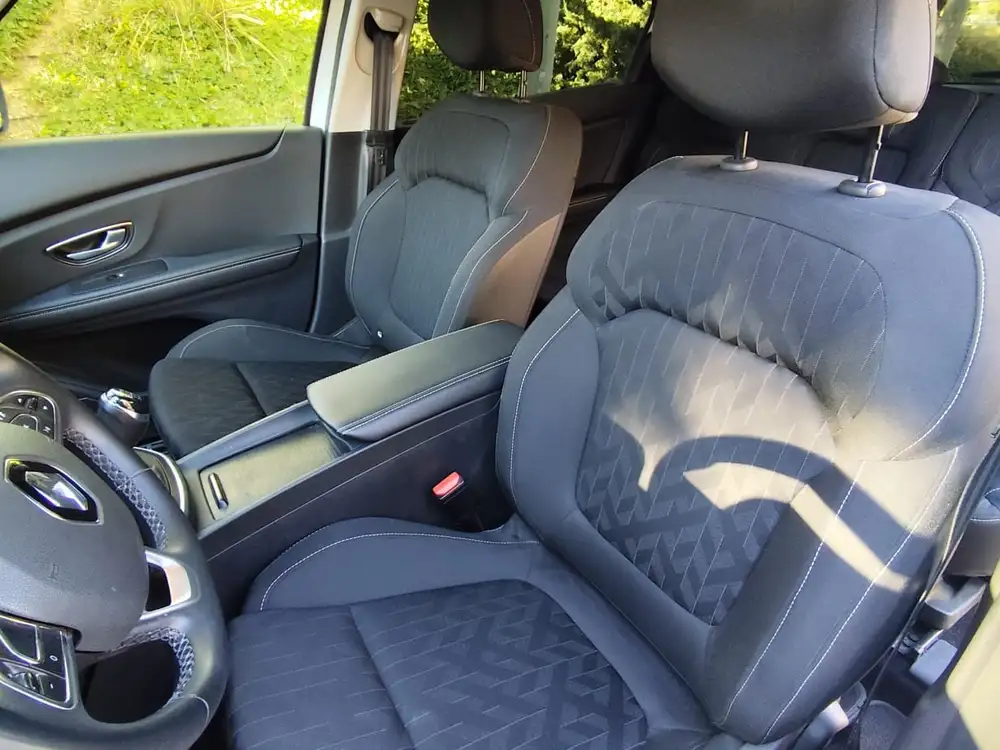 RENAULT grand scenic