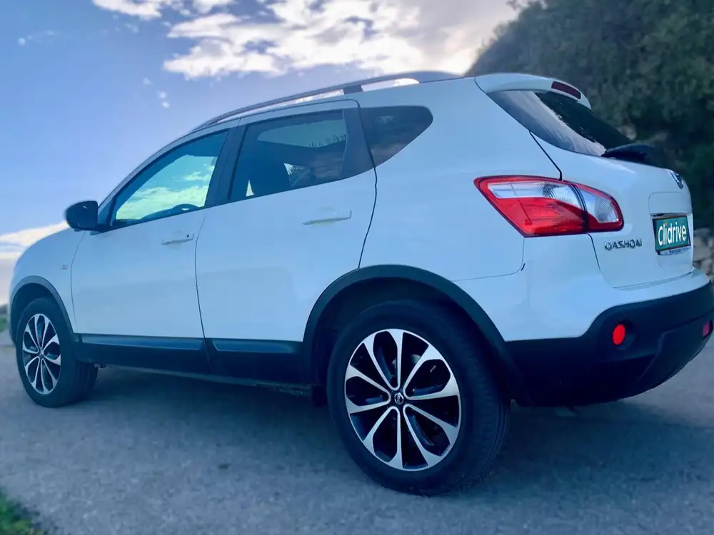 NISSAN qashqai