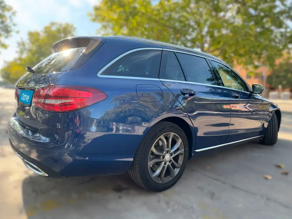 MERCEDES clase c