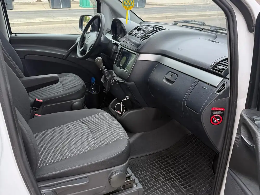MERCEDES vito