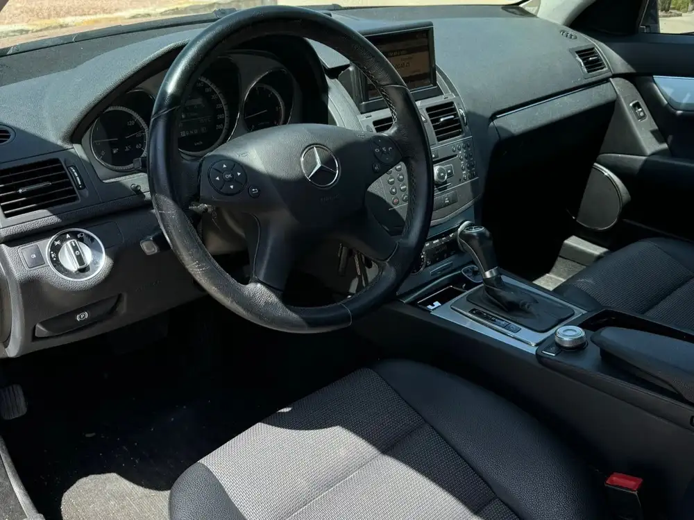 MERCEDES clase c