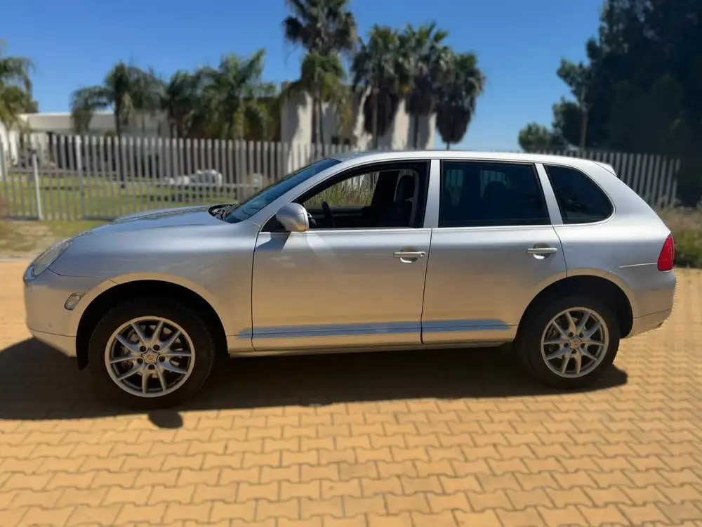 PORSCHE cayenne - Foto 8 | Clidrive